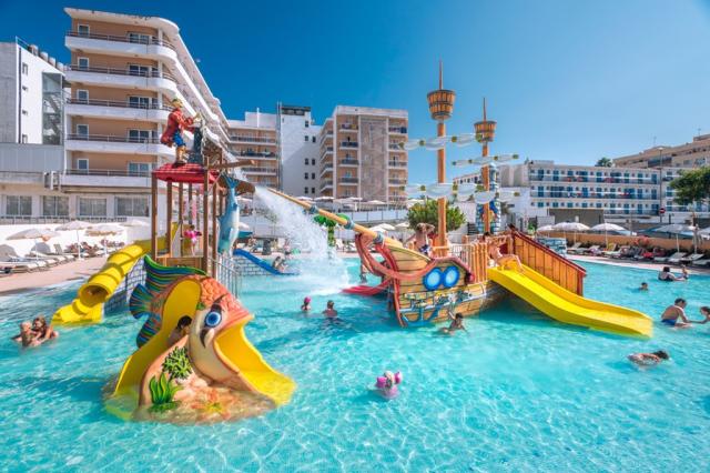 Hotel Sorra Daurada Splash - bazén