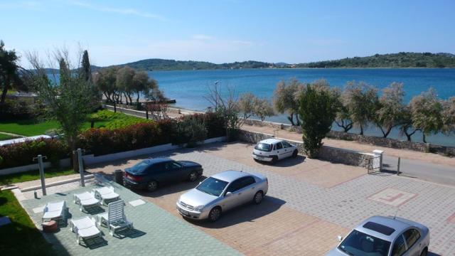 Apartmány Adria - parkoviště