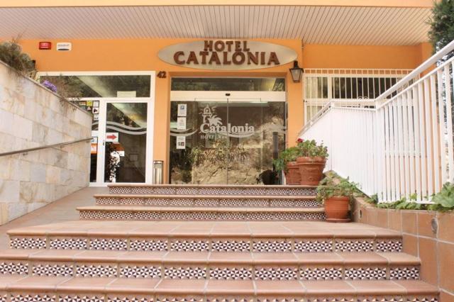 Hotel Checkin Catalonia - vstup do hotelu