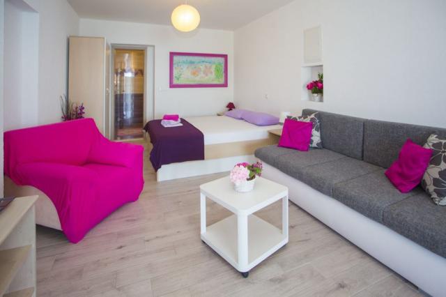 Villa Radojka - studio S2+2 Rozika