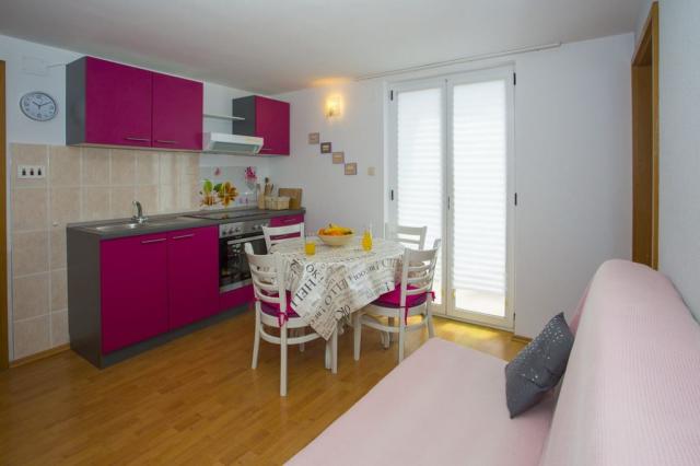 Villa Radojka - apartmán A2+2 Zlatni