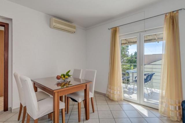 Apartmány Nikolina - obývací pokoj