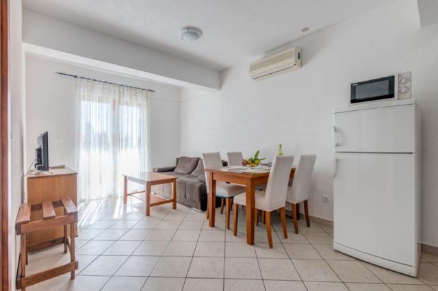 Apartmány Nikolina - obývací pokoj