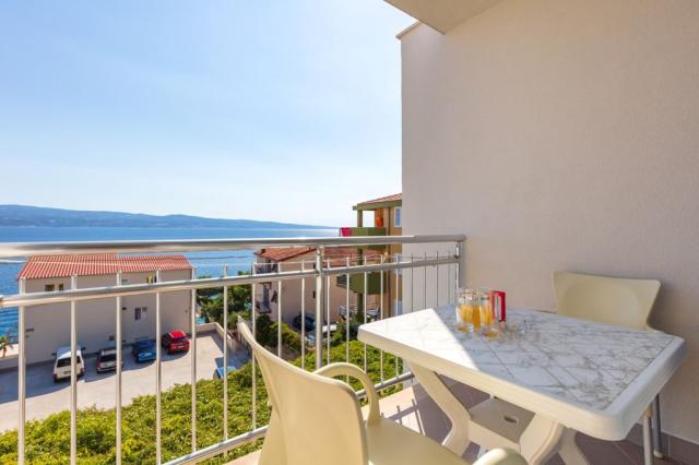 Apartmány Lana - výhled z balkonu