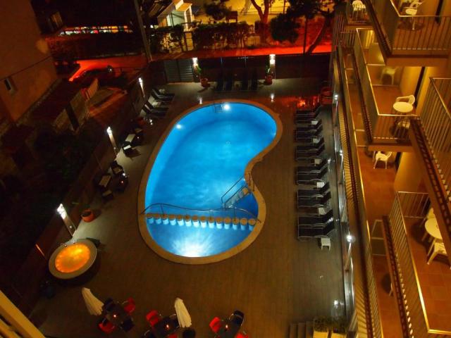 Hotel Stella Maris - bazén