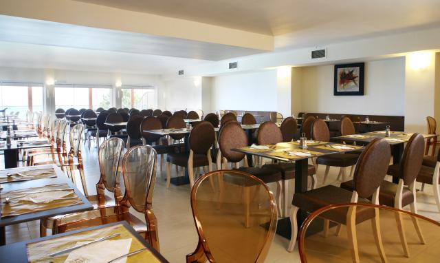 GOLDEN BEACH HERSONISSOS - Restaurace - MAIN RESTAURANT
