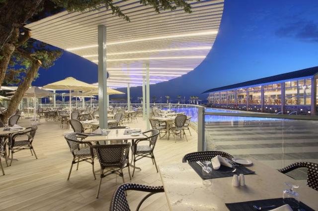 ARINA BEACH RESORT - Restaurace - MAIN RESTAURANT