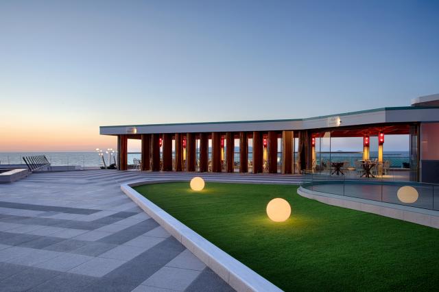 ARINA BEACH RESORT - Restaurace - Asian Buffet Restuarant '' Mi