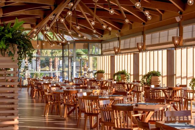 ARINA BEACH RESORT - Restaurace - A la carte '' Avra''