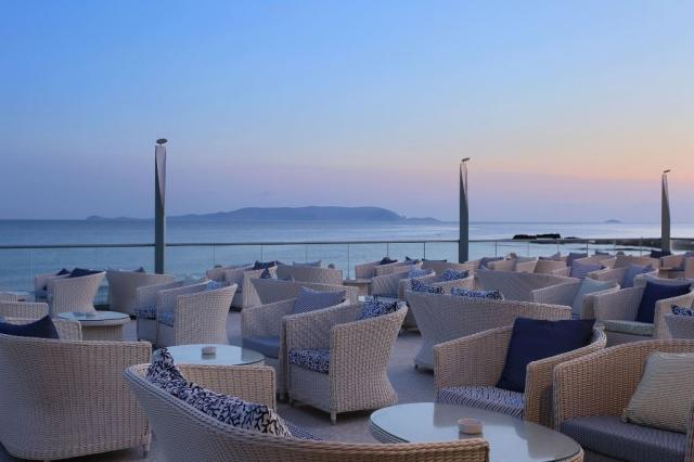 ARINA BEACH RESORT - Bary - Pool Bar '' Ikaros''
