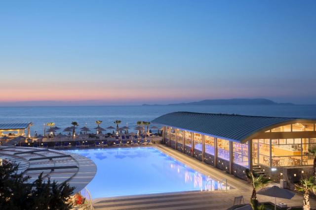 ARINA BEACH RESORT - Bazény - Venkovní bazén