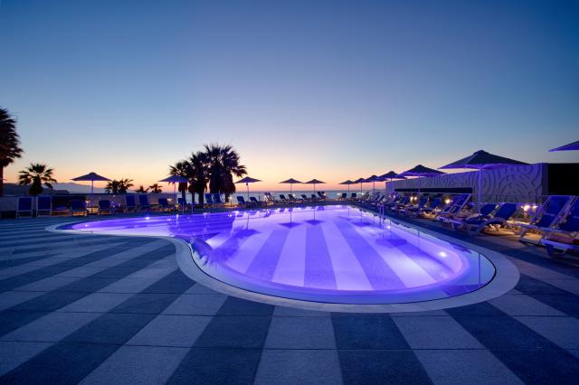 ARINA BEACH RESORT - Bazény - Venkovní bazén