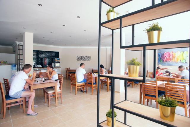 SIMPLY FINE HOTEL ALIZE - Restaurace - MAIN RESTAURANT