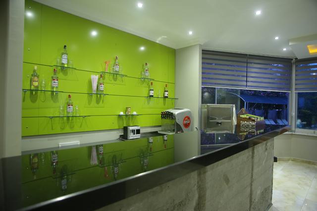 SIMPLY FINE HOTEL ALIZE - Bary - LOBBY BAR