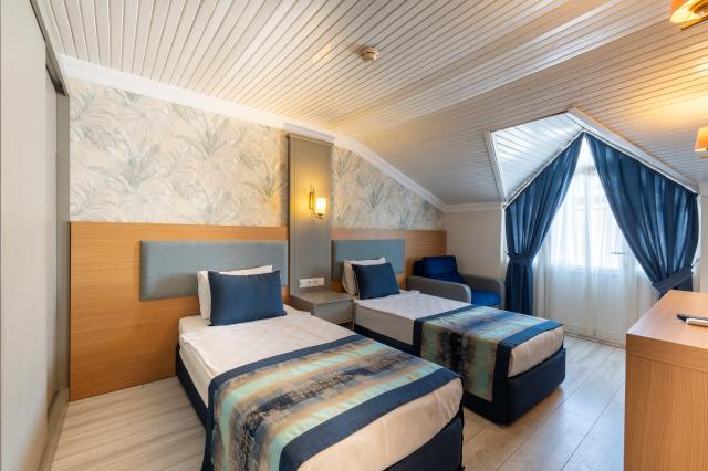 ARMAS GUL BEACH HOTEL - Pokoje - ANNEX FAMILY ROOM