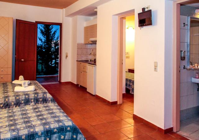CLUB LYDA HOTEL - Pokoje - FAMILY 2 BEDROOMS GARDEN VIEW OR LAN