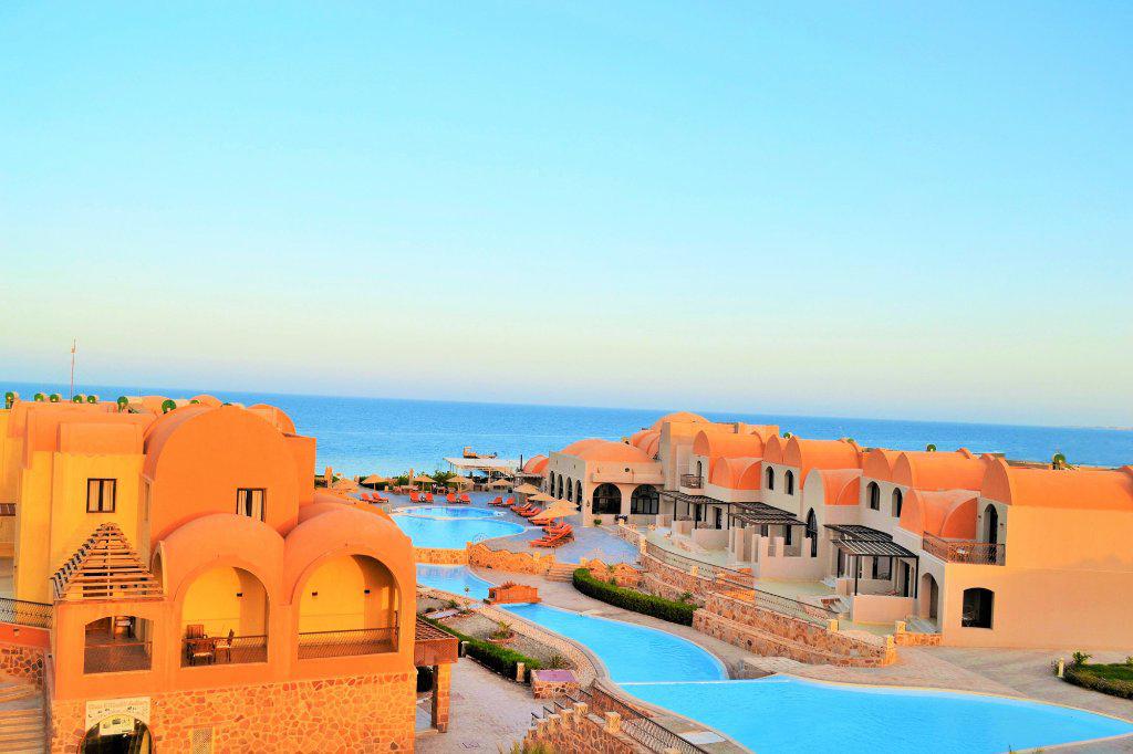 Rohanou Beach Resort