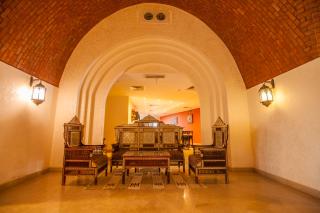 Rohanou Beach Resort