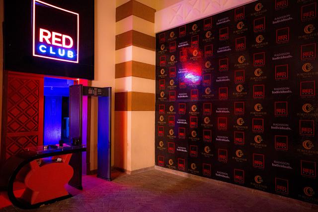 RADISSON INDIVIDUALS MARINA PORT GHALIB - Bary - Red Club
