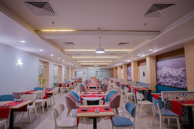 RADISSON INDIVIDUALS MARINA PORT GHALIB - Restaurace - Restaura