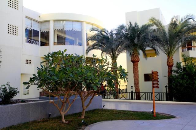 PALM BEACH RESORT HURGHADA & SPA - Restaurace - Palavrion Resta