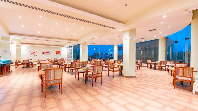 PALM BEACH RESORT HURGHADA & SPA - Restaurace - Palavrion Resta