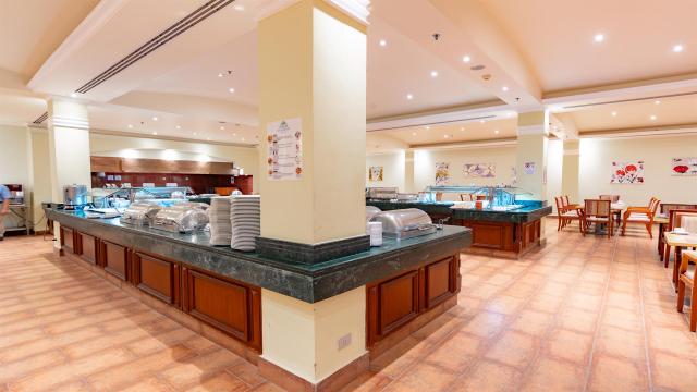 PALM BEACH RESORT HURGHADA & SPA - Restaurace - Palavrion Resta
