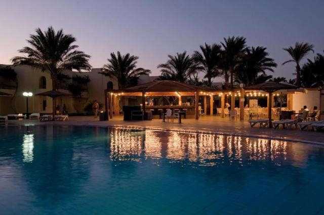 PALM BEACH RESORT HURGHADA & SPA - Bary - Oasis Pool Bar