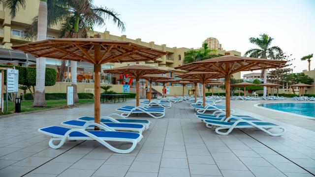PALM BEACH RESORT HURGHADA & SPA - Bazény - Venkovní bazén