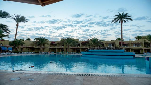 PALM BEACH RESORT HURGHADA & SPA - Bazény - Venkovní bazén