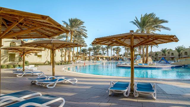 PALM BEACH RESORT HURGHADA & SPA - Bazény - Venkovní bazén