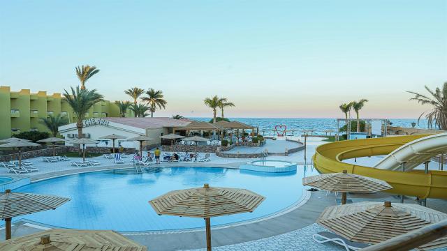PALM BEACH RESORT HURGHADA & SPA - Bazény - Venkovní bazén