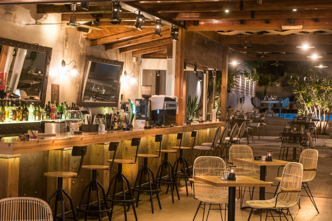 INDIGO INN - Bary - MAIN BAR