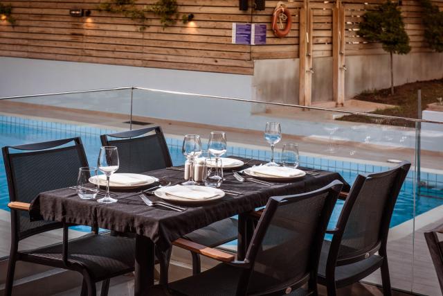 INDIGO INN - Restaurace - MAIN RESTAURANT