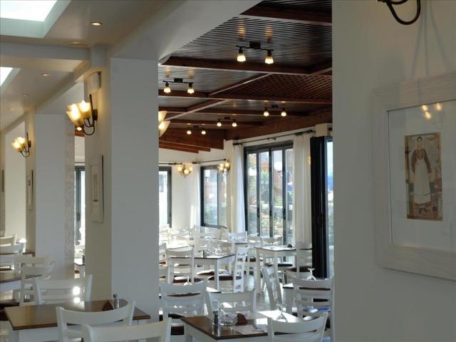 KONI VILLAGE HOTEL - Restaurace - Restaurace