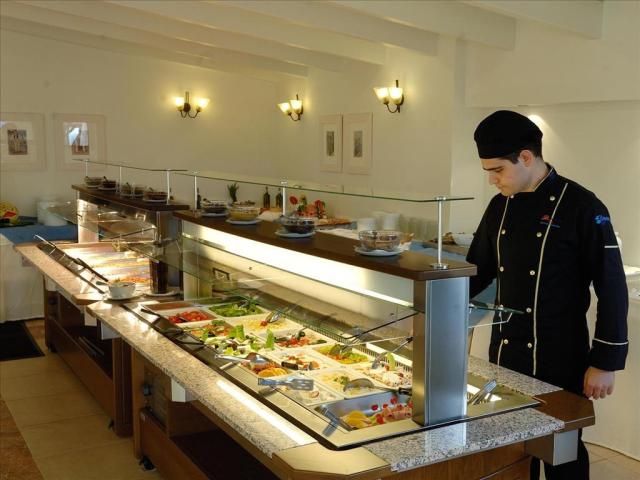 KONI VILLAGE HOTEL - Restaurace - Restaurace