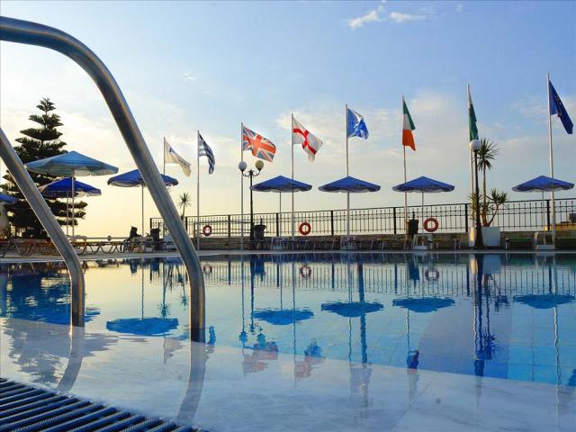 KONI VILLAGE HOTEL - Bazény - Venkovní bazén