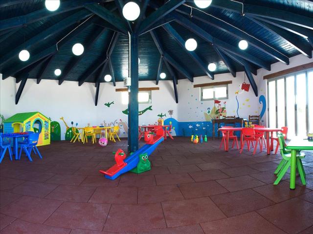 KONI VILLAGE HOTEL - Miniklub - Miniklub