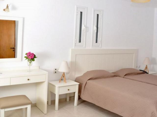 KONI VILLAGE HOTEL - Pokoje - DOUBLE ROOM STANDARD BALCONY OR T