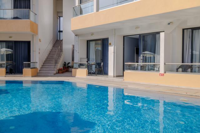 BLUE AEGEAN HOTEL & SUITES - Pokoje - Double Room Pool Front