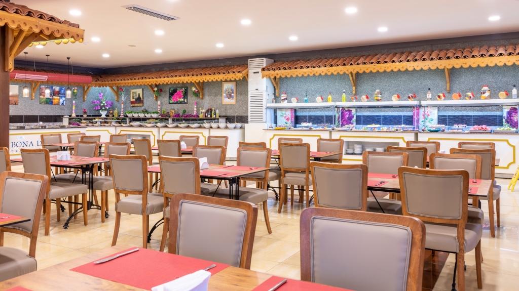 LIMS BONA DEA BEACH - Restaurace - MAIN RESTAURANT