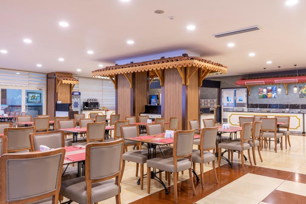 LIMS BONA DEA BEACH - Restaurace - MAIN RESTAURANT