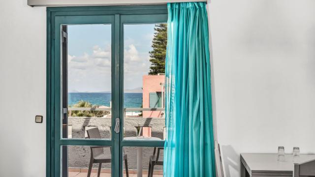 MARILISA HOTEL - Pokoje - DOUBLE OR TRIPLE SEA VIEW OR SIDE SEA