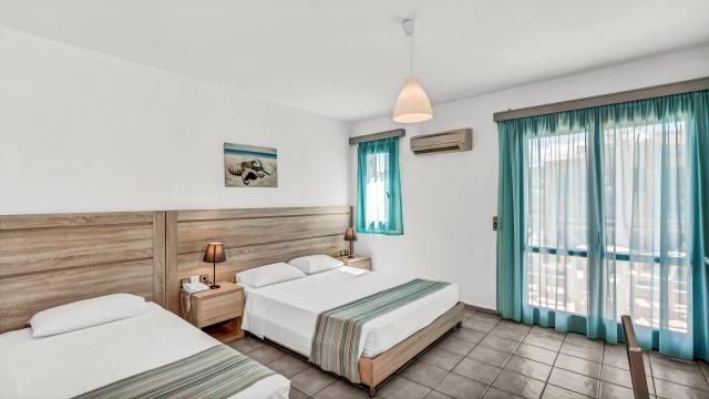 MARILISA HOTEL - Pokoje - ROOM DOUBLE GARDEN VIEW BALCONY OR TE