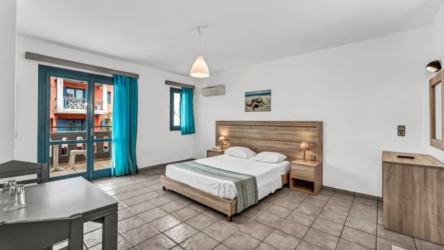 MARILISA HOTEL - Pokoje - ROOM DOUBLE GARDEN VIEW BALCONY OR TE