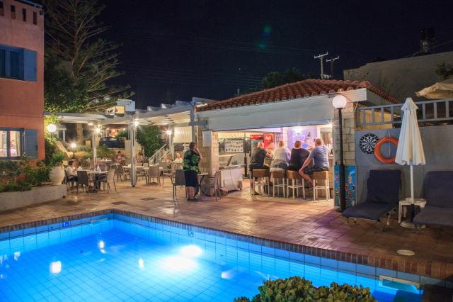 MARILISA HOTEL - Bary - MAIN BAR