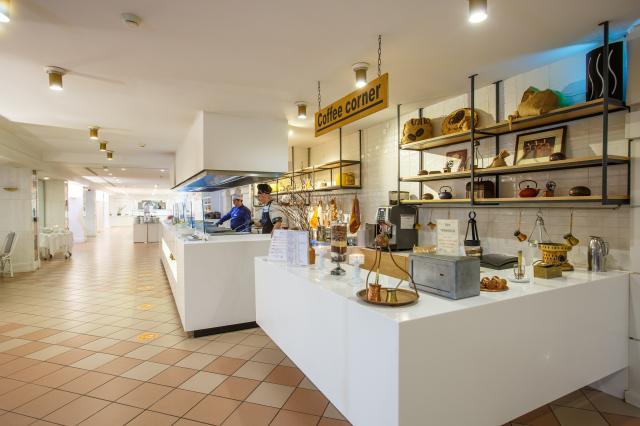 ANISSA BEACH AND VILLAGE - Restaurace - LA PERGOLA