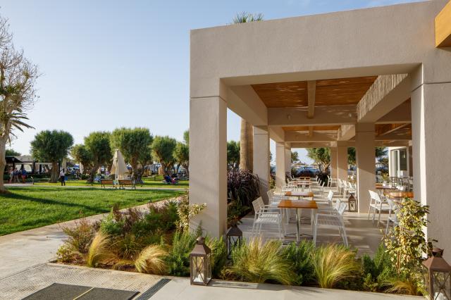 ANISSA BEACH AND VILLAGE - Restaurace - LA VERANDA
