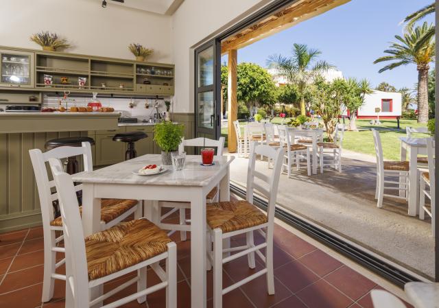 ANISSA BEACH AND VILLAGE - Bary - KAFENION