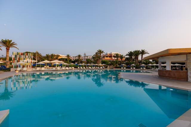 ANISSA BEACH AND VILLAGE - Bazény - Venkovní bazén